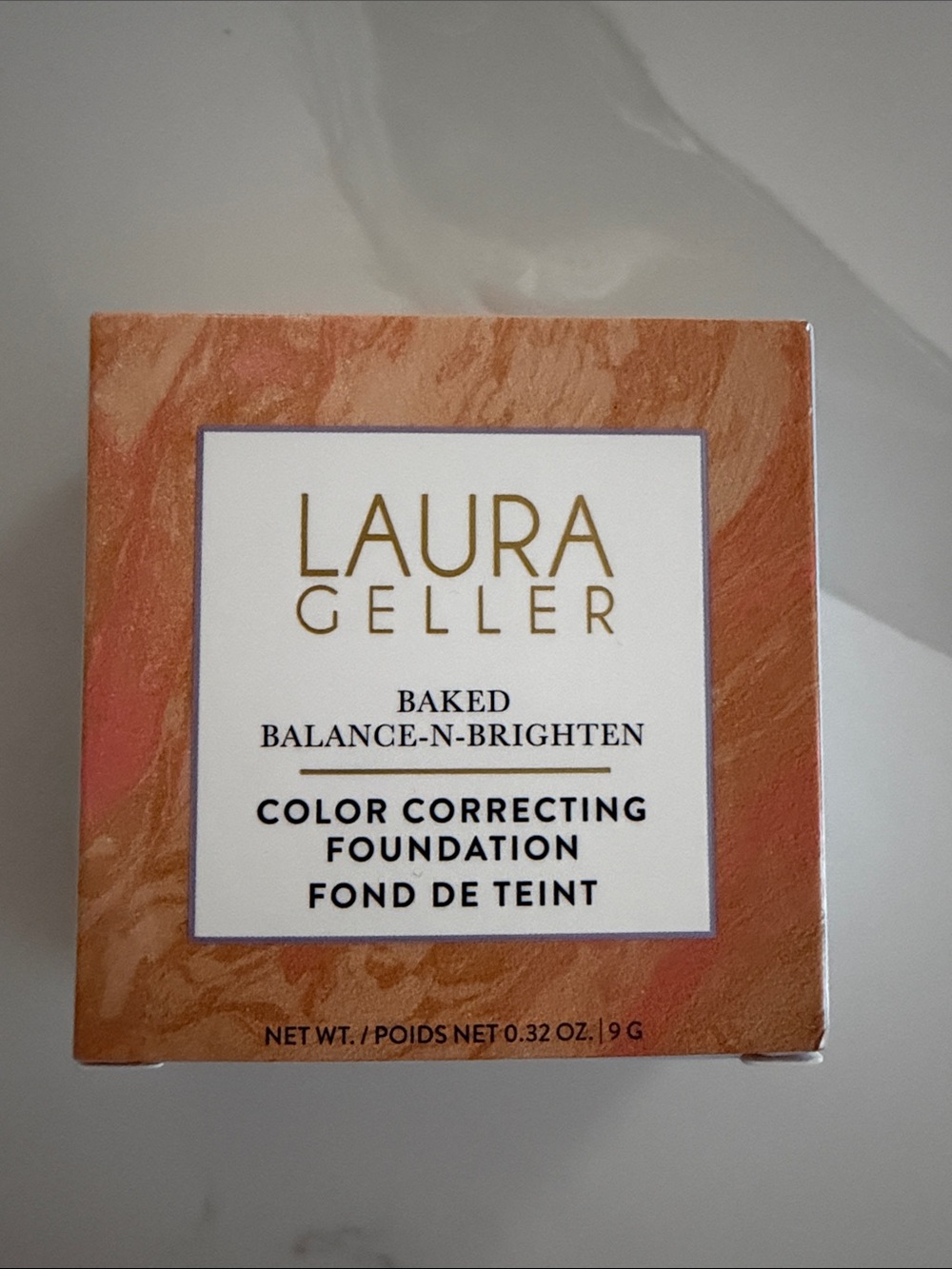 LAURA GELLER Color Correcting Foundation
Shade: Porcelain